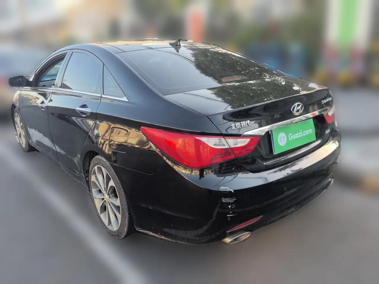 Hyundai Sonata 2013 2.4L Automatic Luxury Version China IV Standard — миниатюра 4