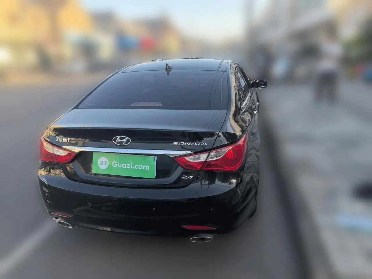 Hyundai Sonata 2013 2.4L Automatic Luxury Version China IV Standard — миниатюра 5