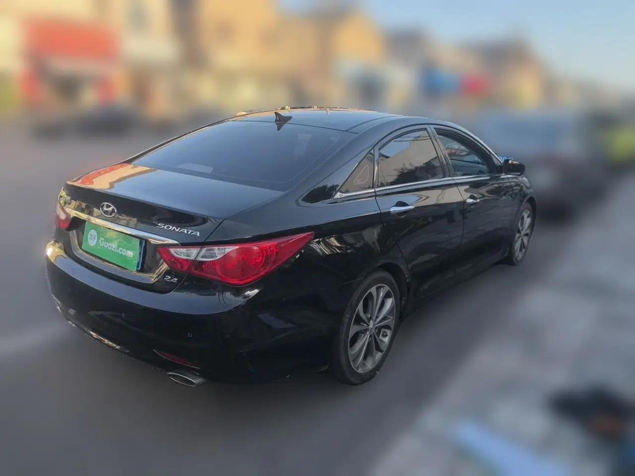 Hyundai Sonata 2013 2.4L Automatic Luxury Version China IV Standard — миниатюра 6