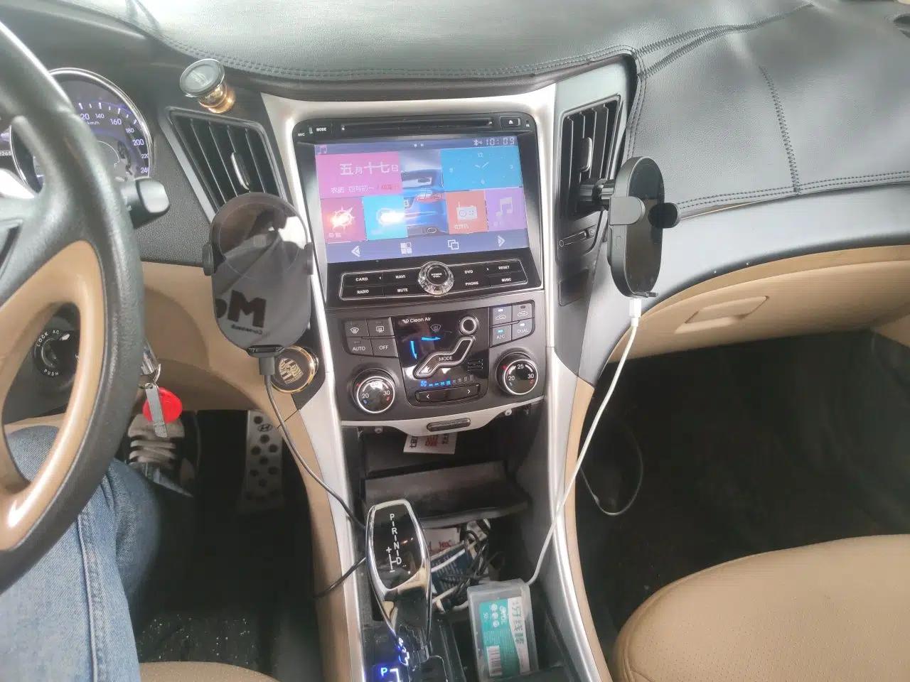 Hyundai Sonata 2011 2.0L Automatic Leading Edition — миниатюра 14