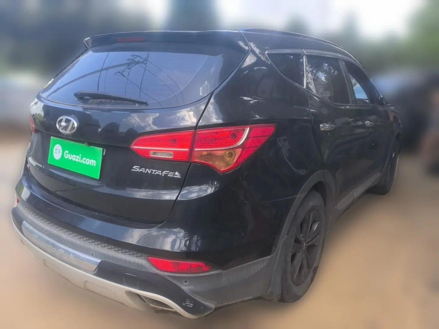 Hyundai Santa Fe 2013 2.4L Automatic Two-Wheel Drive Smart Version — миниатюра 6
