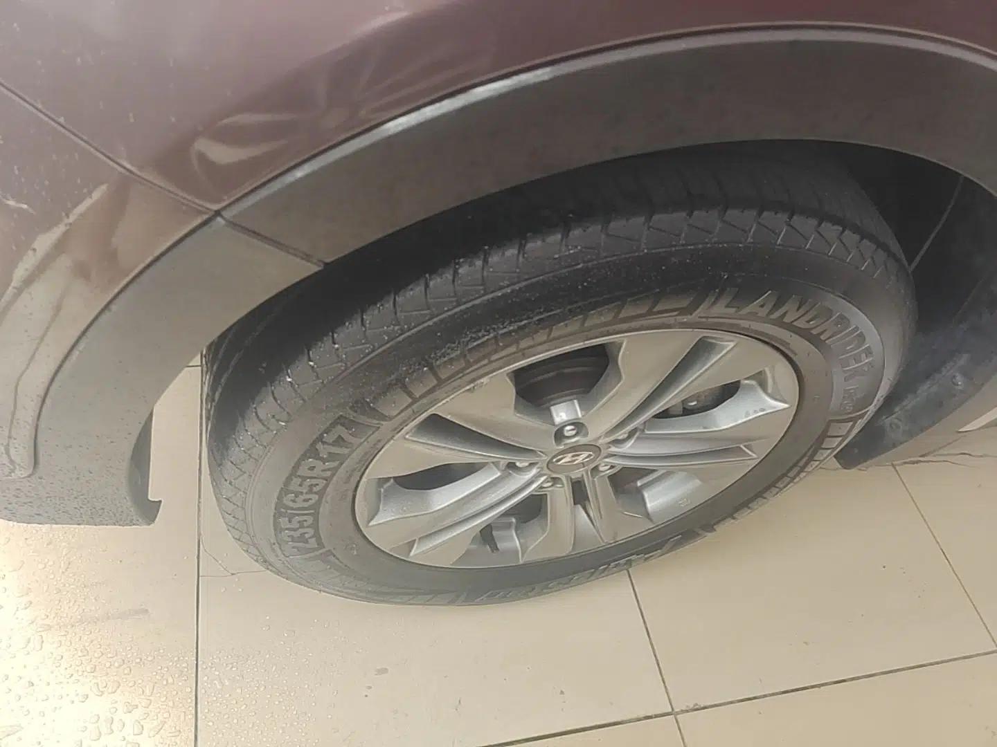Hyundai Santa Fe 2013 2.4L Automatic Two-Wheel Drive Smart Version — миниатюра 8