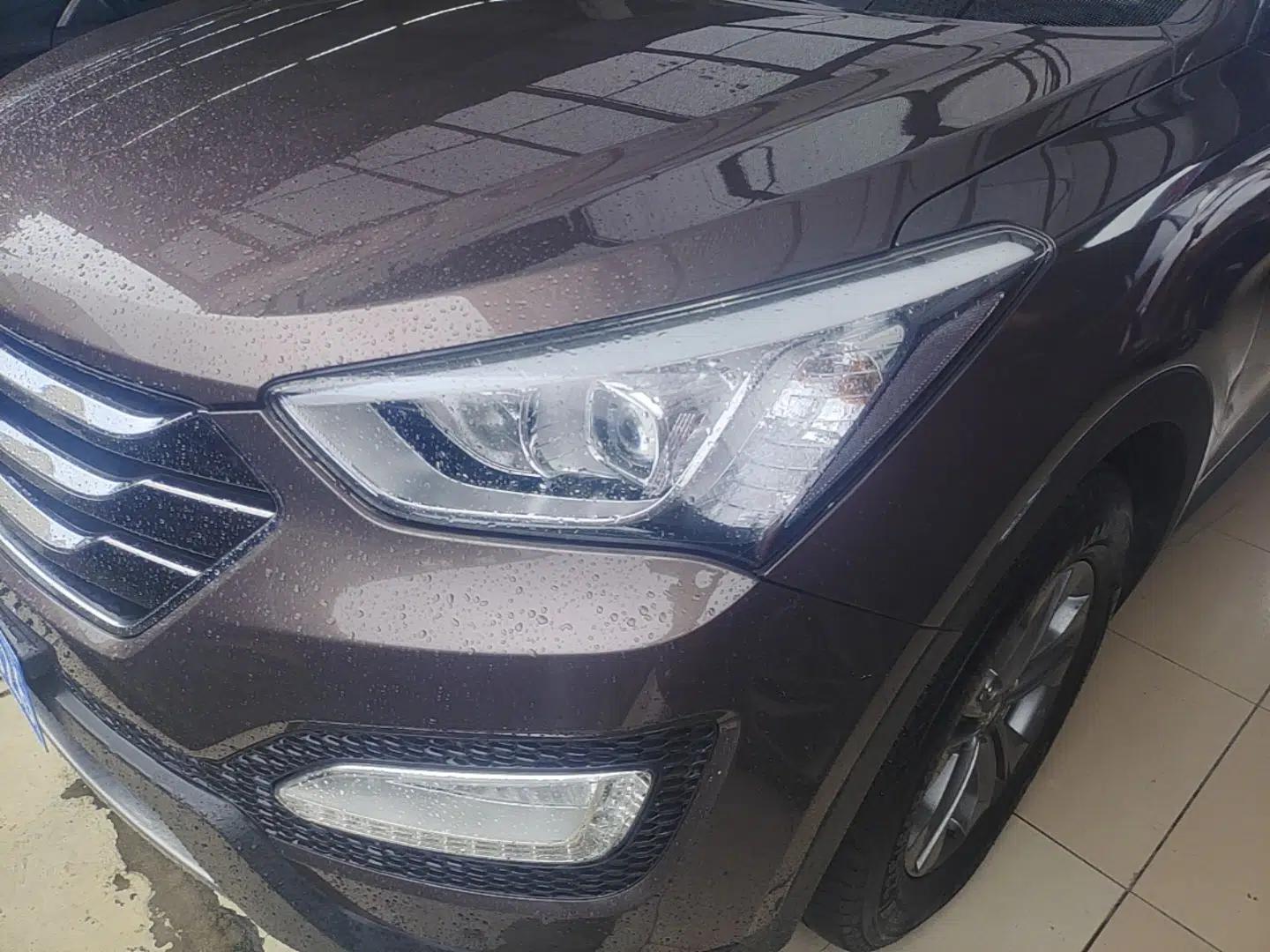Hyundai Santa Fe 2013 2.4L Automatic Two-Wheel Drive Smart Version — миниатюра 9
