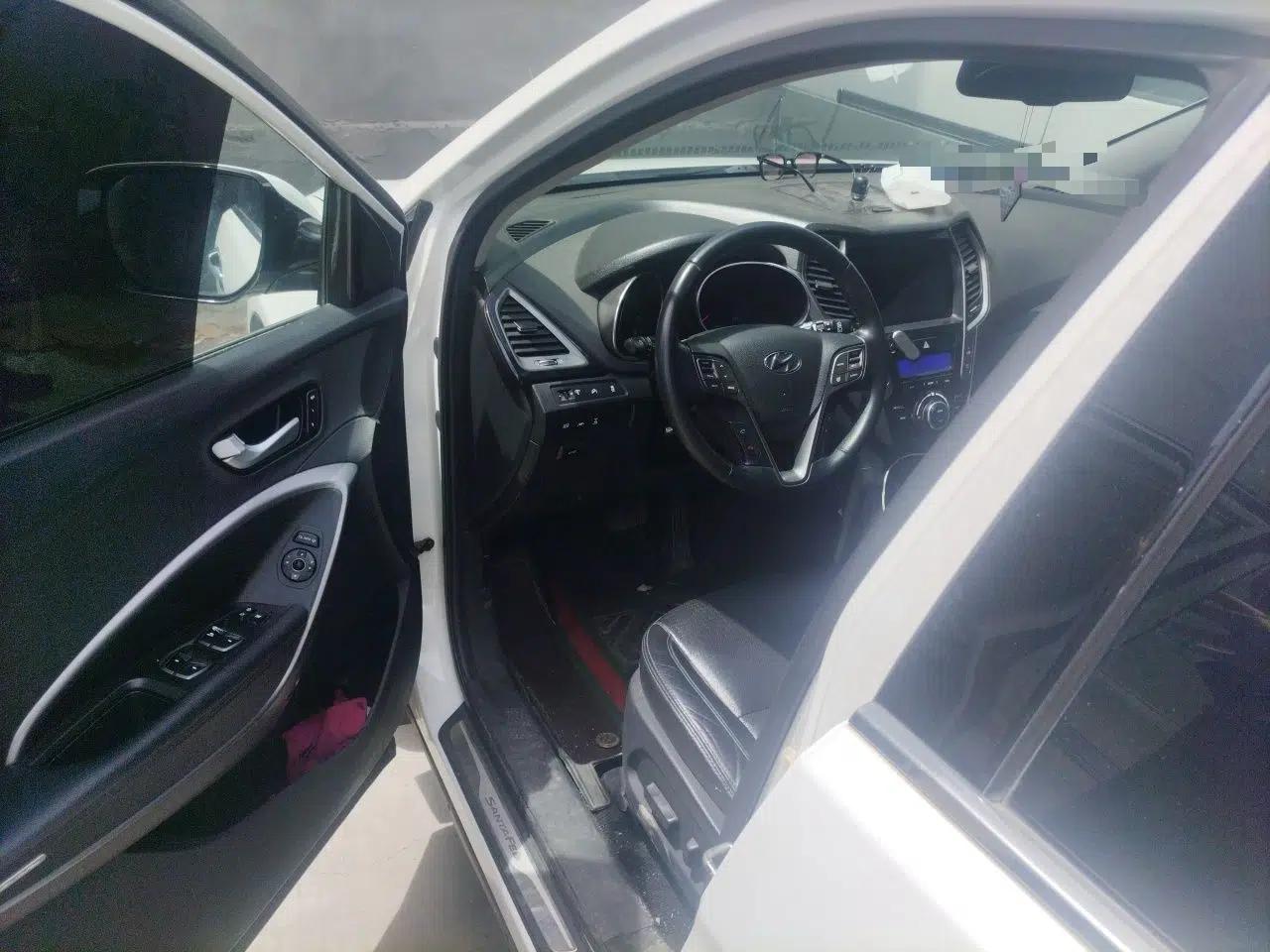 Hyundai Santa Fe 2013 2.0T Automatic All-Wheel Drive Top Trim — миниатюра 17