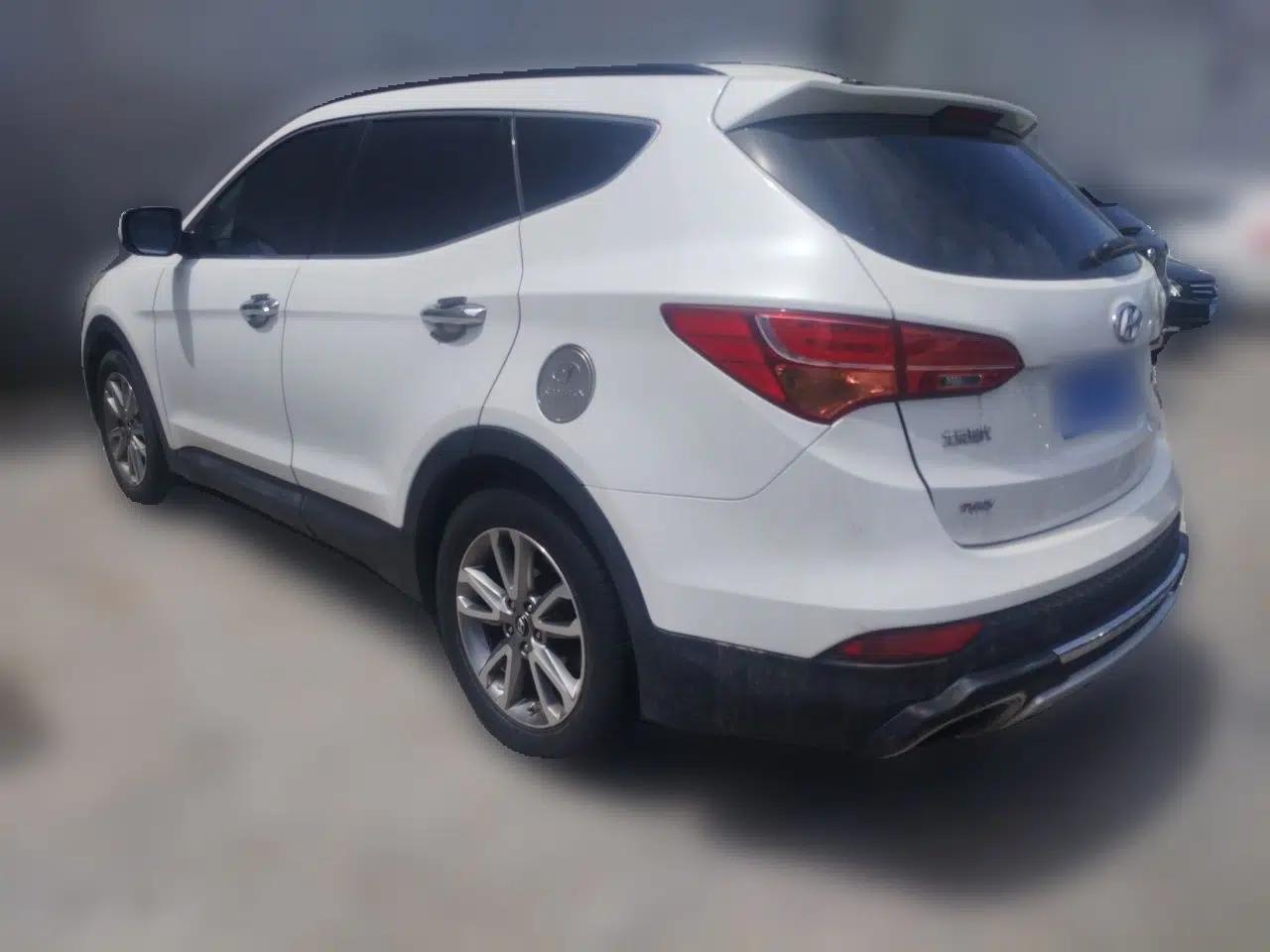 Hyundai Santa Fe 2013 2.0T Automatic All-Wheel Drive Top Trim — миниатюра 4