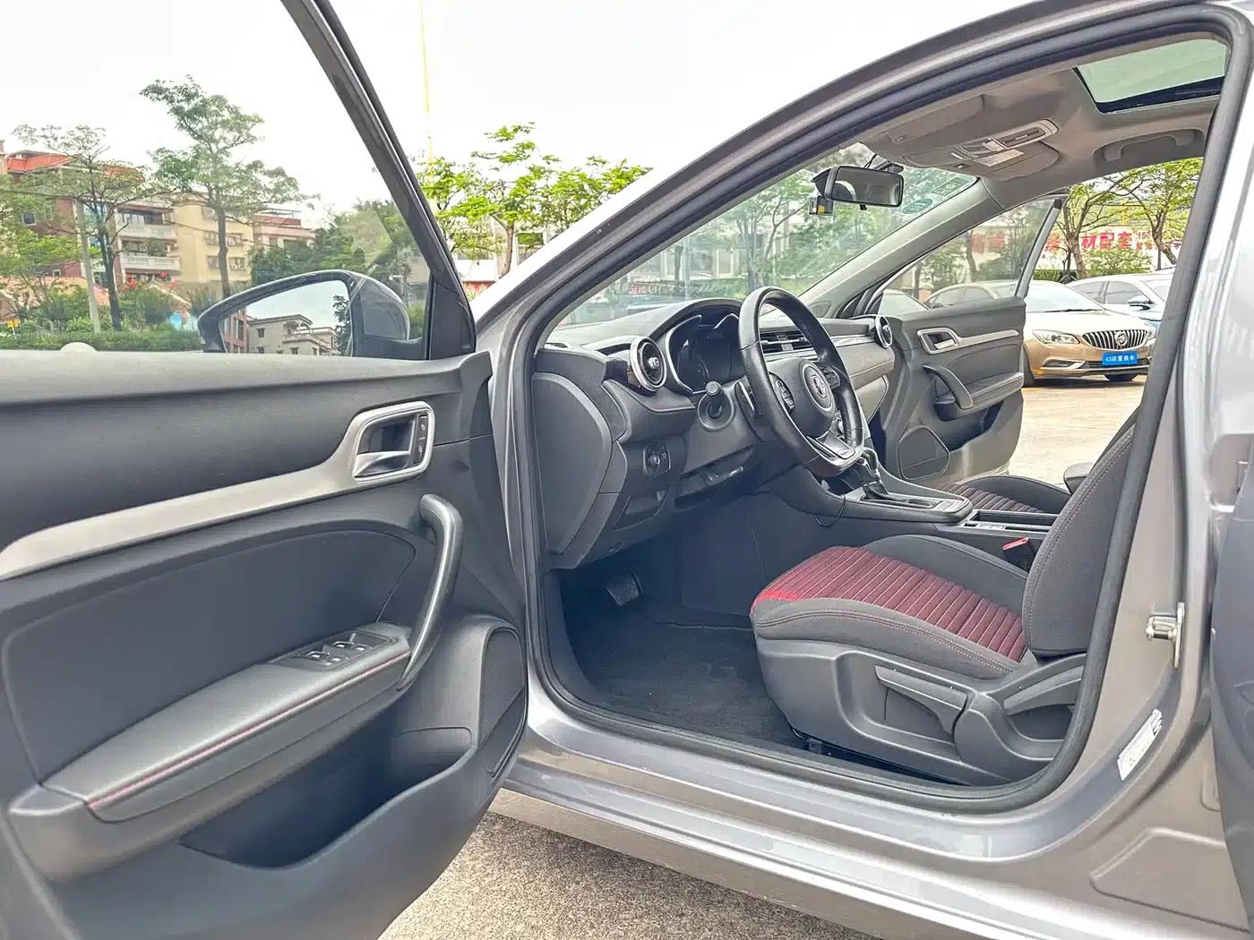 MG6 2019 20T Automatic Star Edition — миниатюра 11