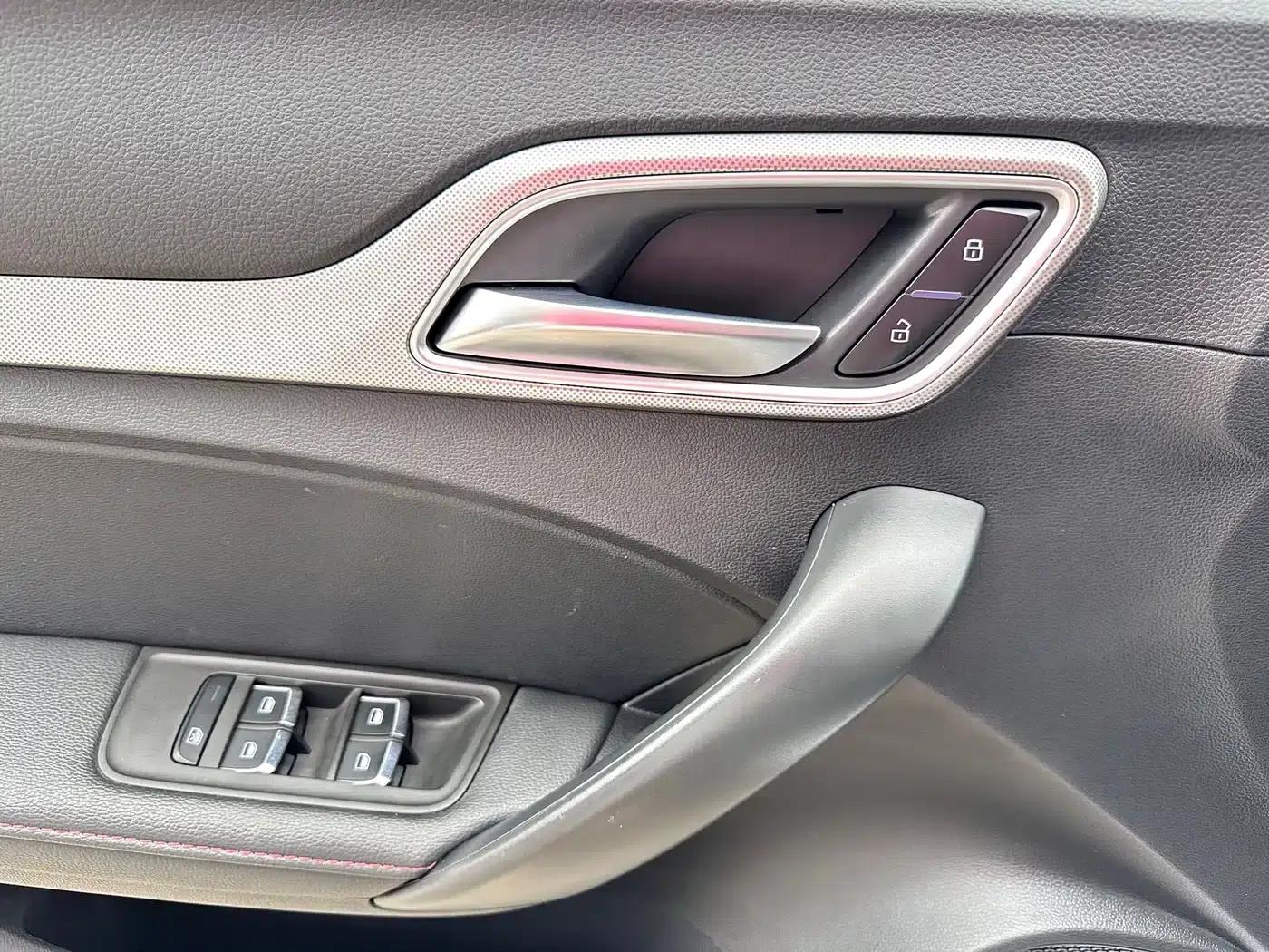 MG6 2019 20T Automatic Star Edition — миниатюра 17