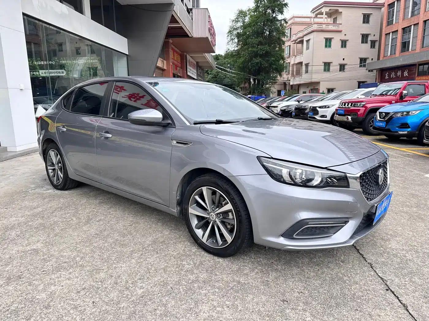 MG6 2019 20T Automatic Star Edition — миниатюра 3