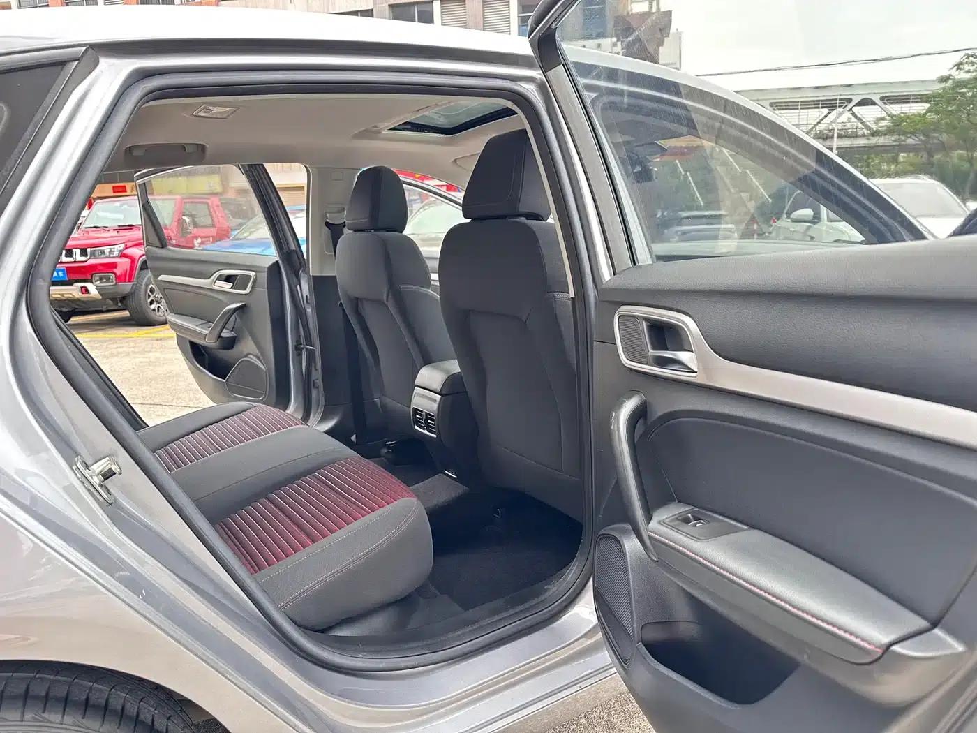 MG6 2019 20T Automatic Star Edition — миниатюра 9