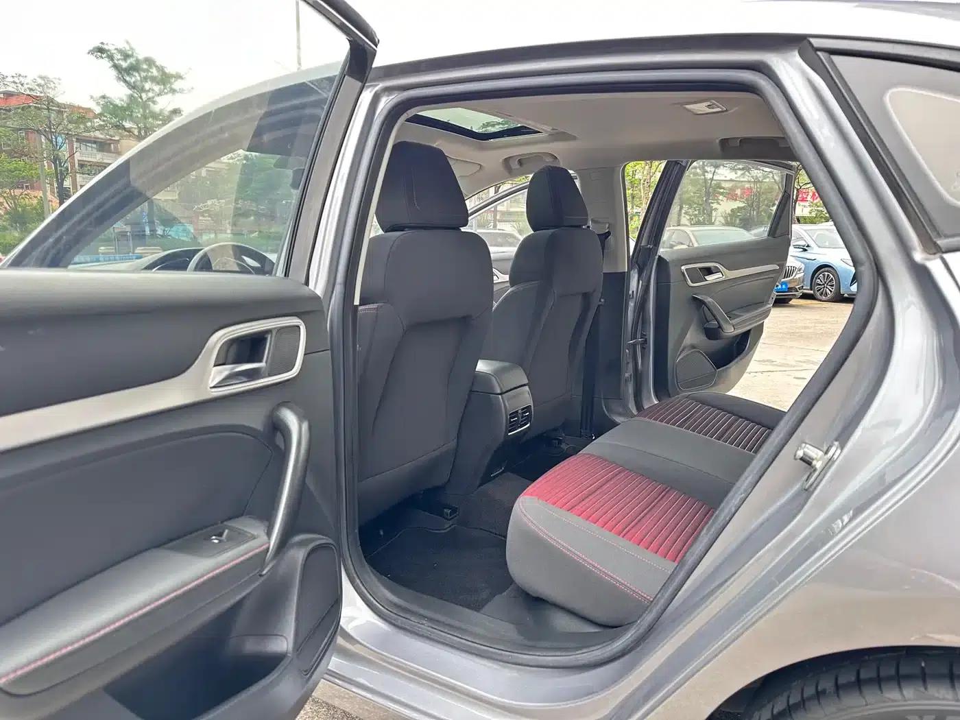 MG6 2019 20T Automatic Star Edition — миниатюра 10