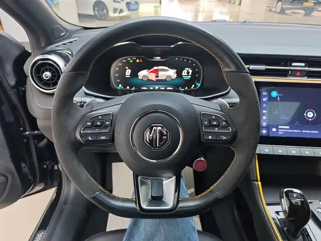 MG6 2021 Pro 1.5T Automatic Trophy Flagship Edition — миниатюра 11
