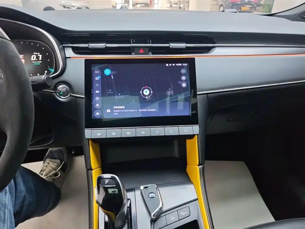 MG6 2021 Pro 1.5T Automatic Trophy Flagship Edition — миниатюра 13