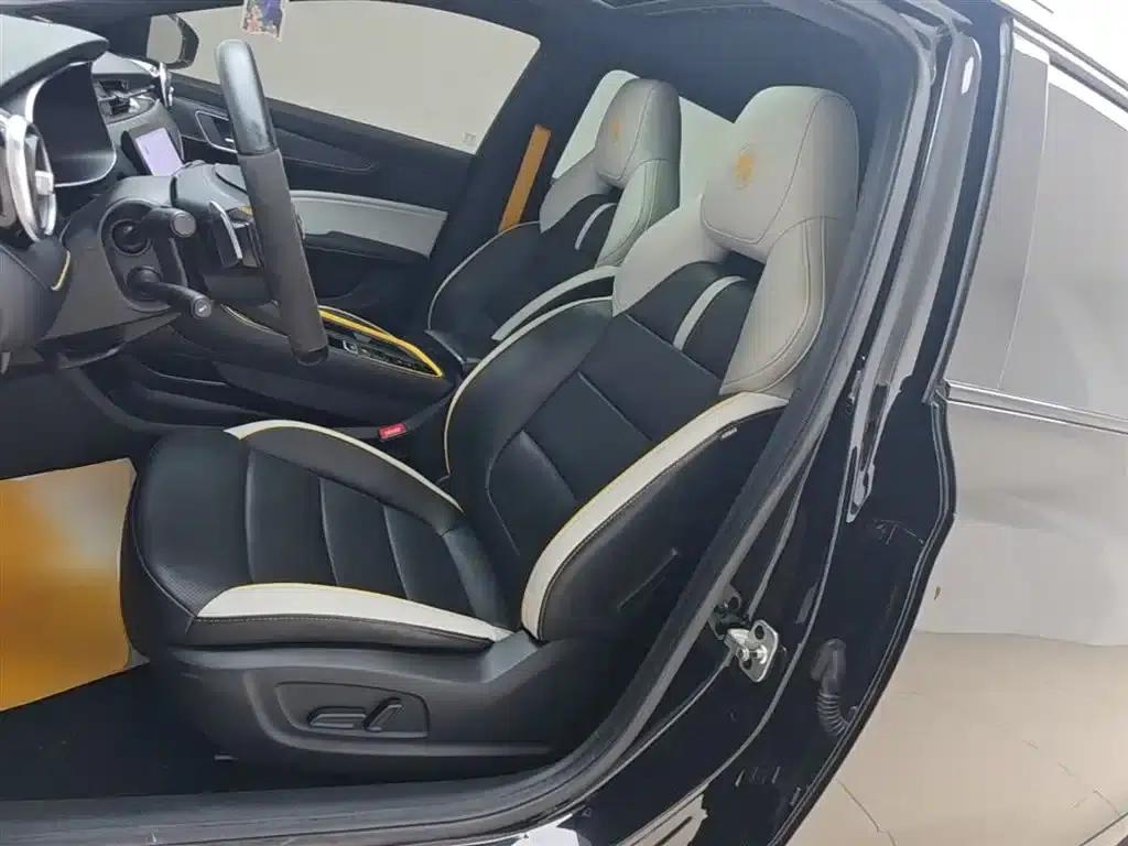 MG6 2021 Pro 1.5T Automatic Trophy Flagship Edition — миниатюра 15