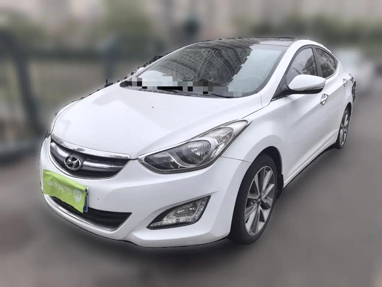 Hyundai Elantra (5th Generation / Langdong) 2015 1.6L Automatic Luxury Model — миниатюра 1