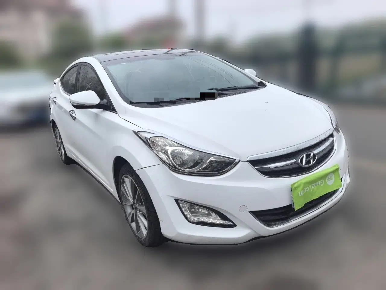 Hyundai Elantra (5th Generation / Langdong) 2015 1.6L Automatic Luxury Model — миниатюра 3