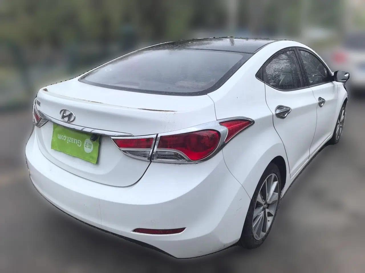 Hyundai Elantra (5th Generation / Langdong) 2015 1.6L Automatic Luxury Model — миниатюра 6