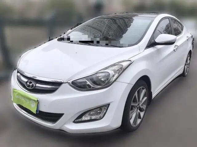 Hyundai Elantra (5th Generation / Langdong) 2015 1.6L Automatic Luxury Model