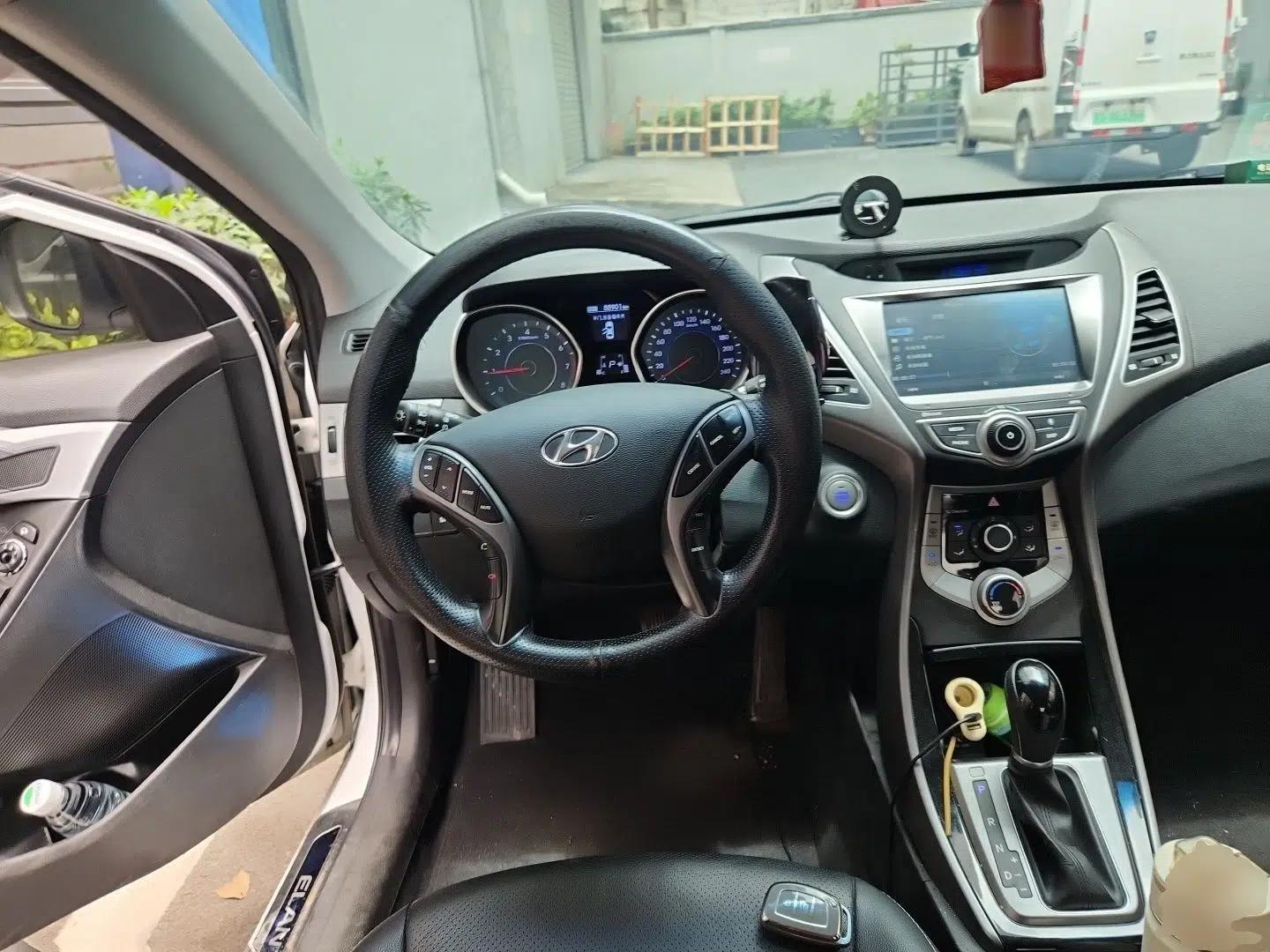 Hyundai Elantra (5th Generation / Langdong) 2016 1.6L Automatic Prestige Model — миниатюра 11