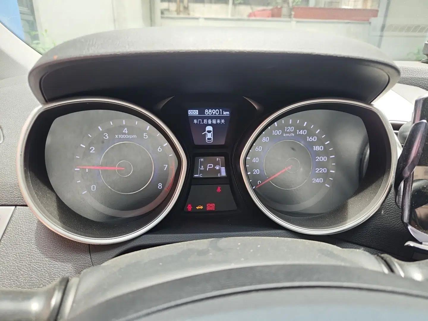 Hyundai Elantra (5th Generation / Langdong) 2016 1.6L Automatic Prestige Model — миниатюра 12