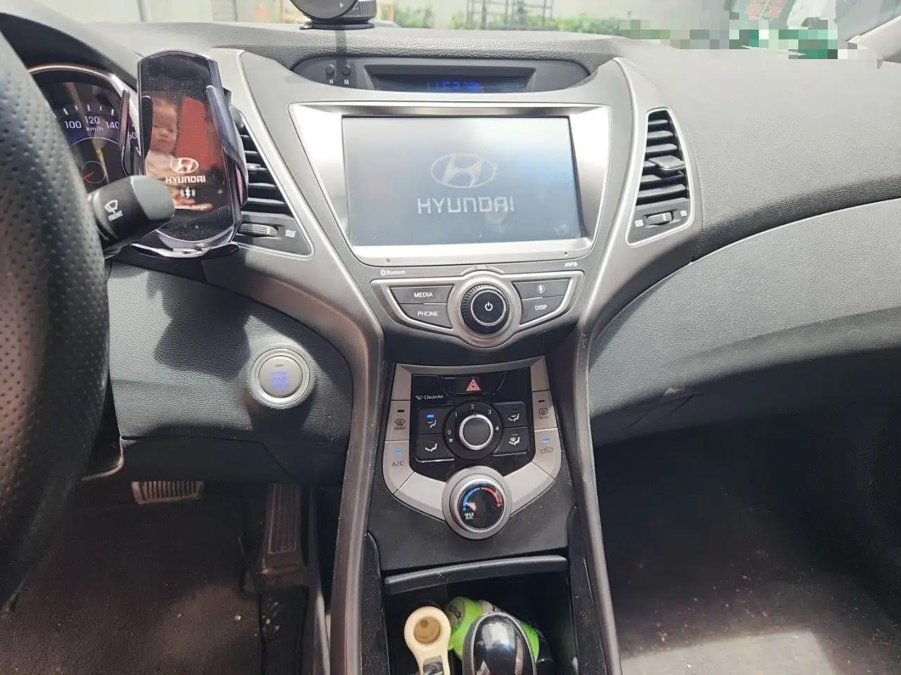 Hyundai Elantra (5th Generation / Langdong) 2016 1.6L Automatic Prestige Model — миниатюра 14