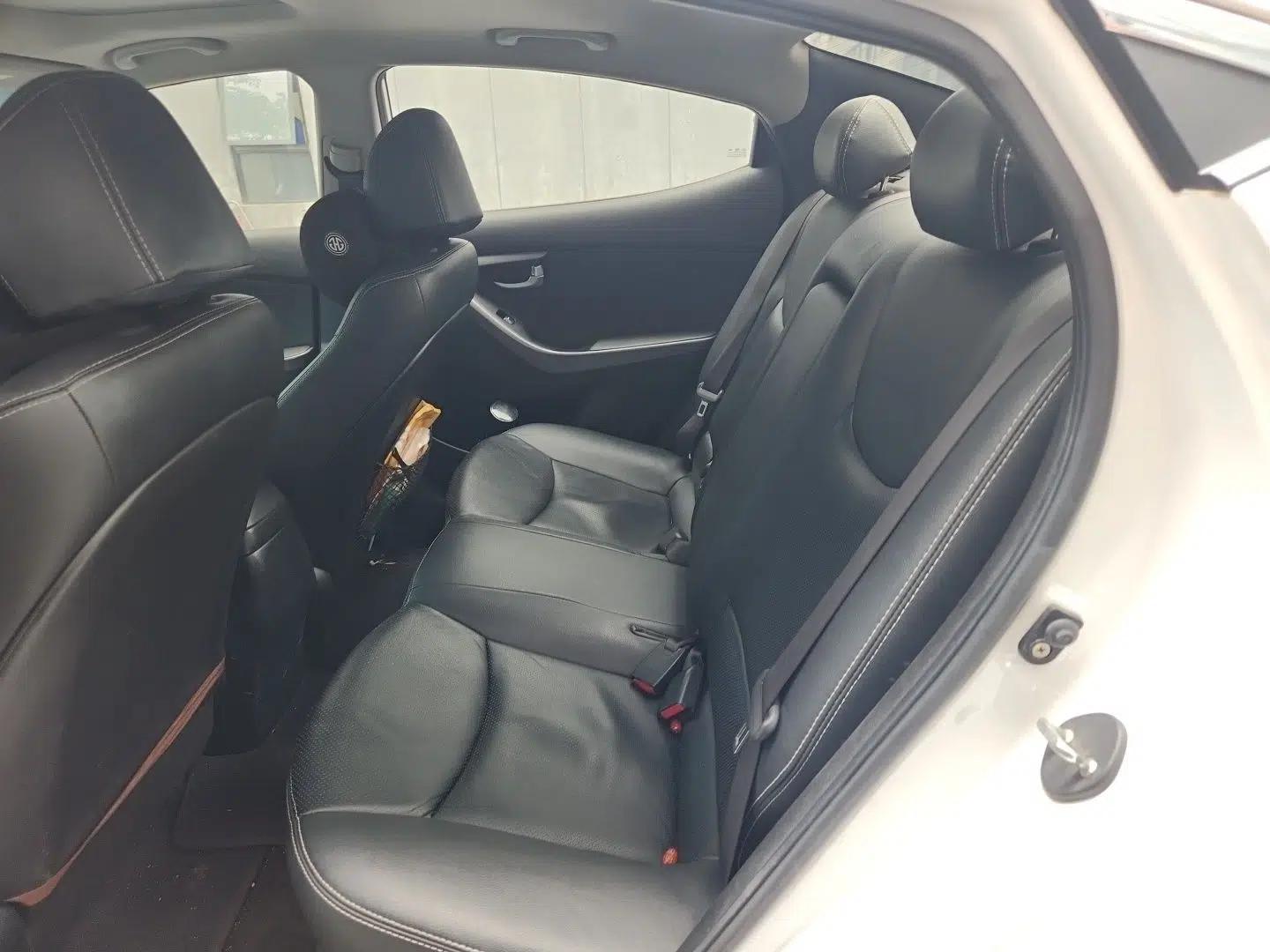 Hyundai Elantra (5th Generation / Langdong) 2016 1.6L Automatic Prestige Model — миниатюра 18