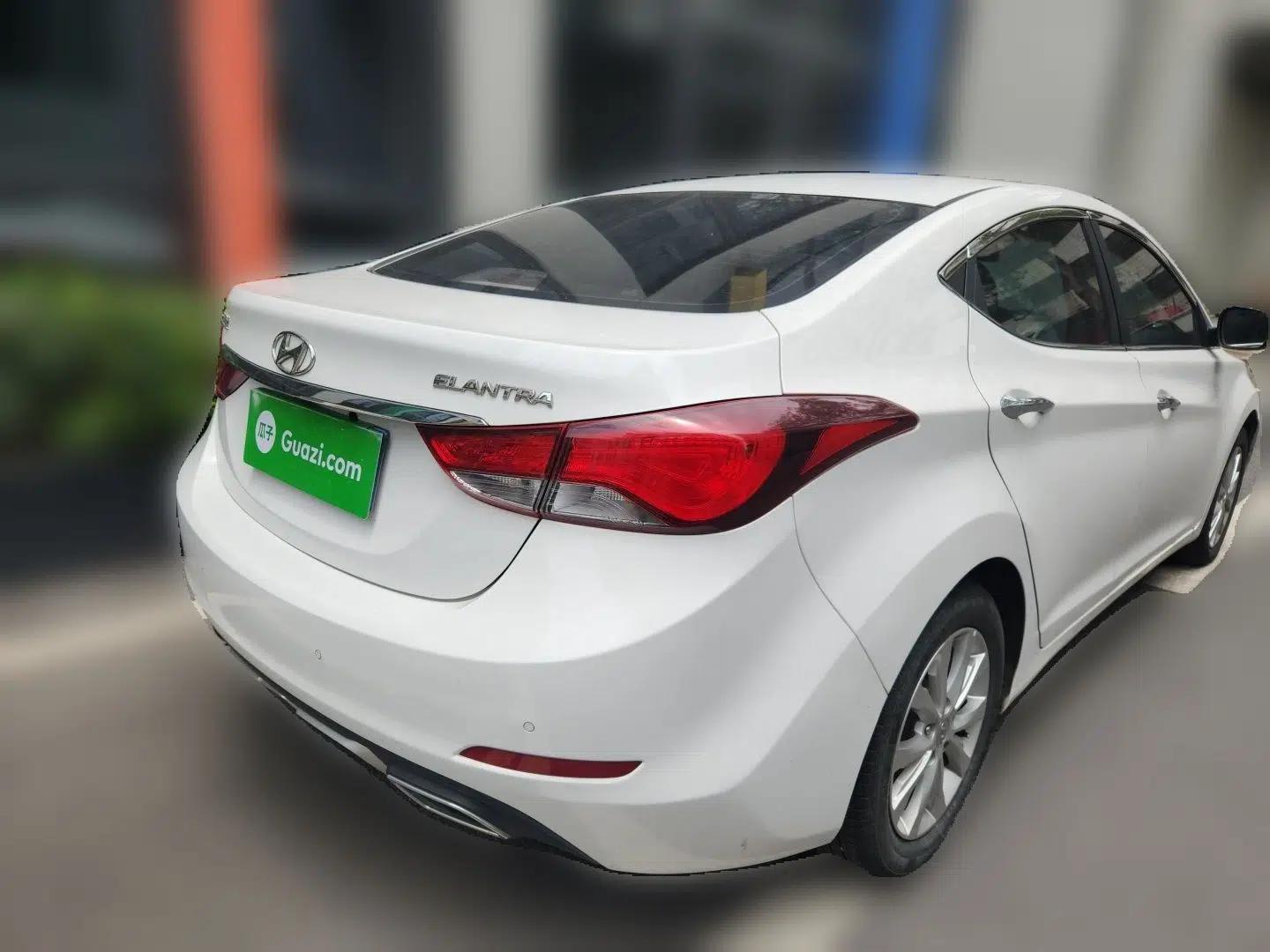 Hyundai Elantra (5th Generation / Langdong) 2016 1.6L Automatic Prestige Model — миниатюра 6