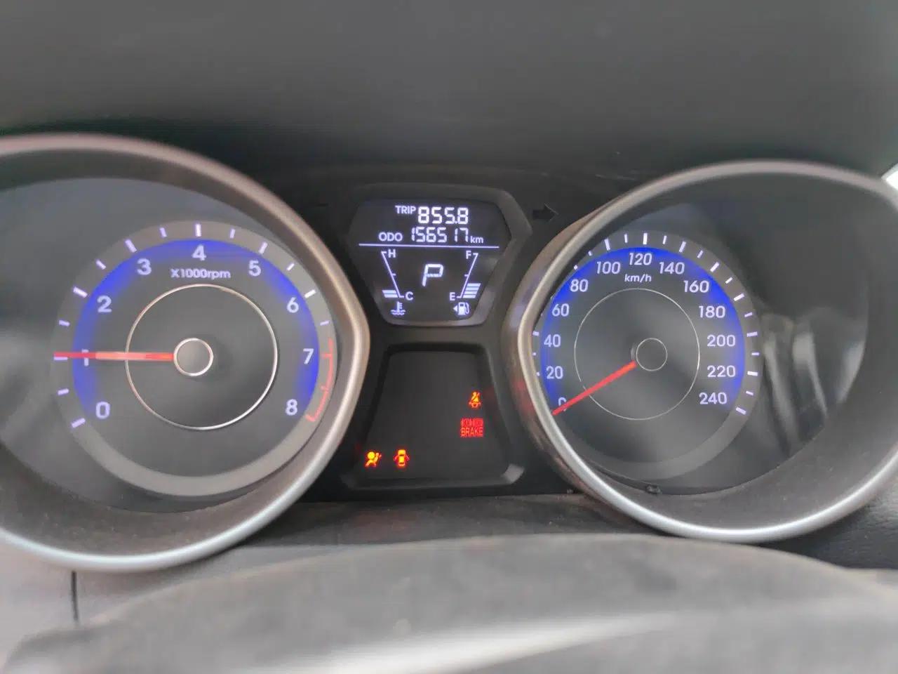 Hyundai Elantra (5th Generation / Langdong) 2015 1.6L Automatic Fashion Model — миниатюра 12