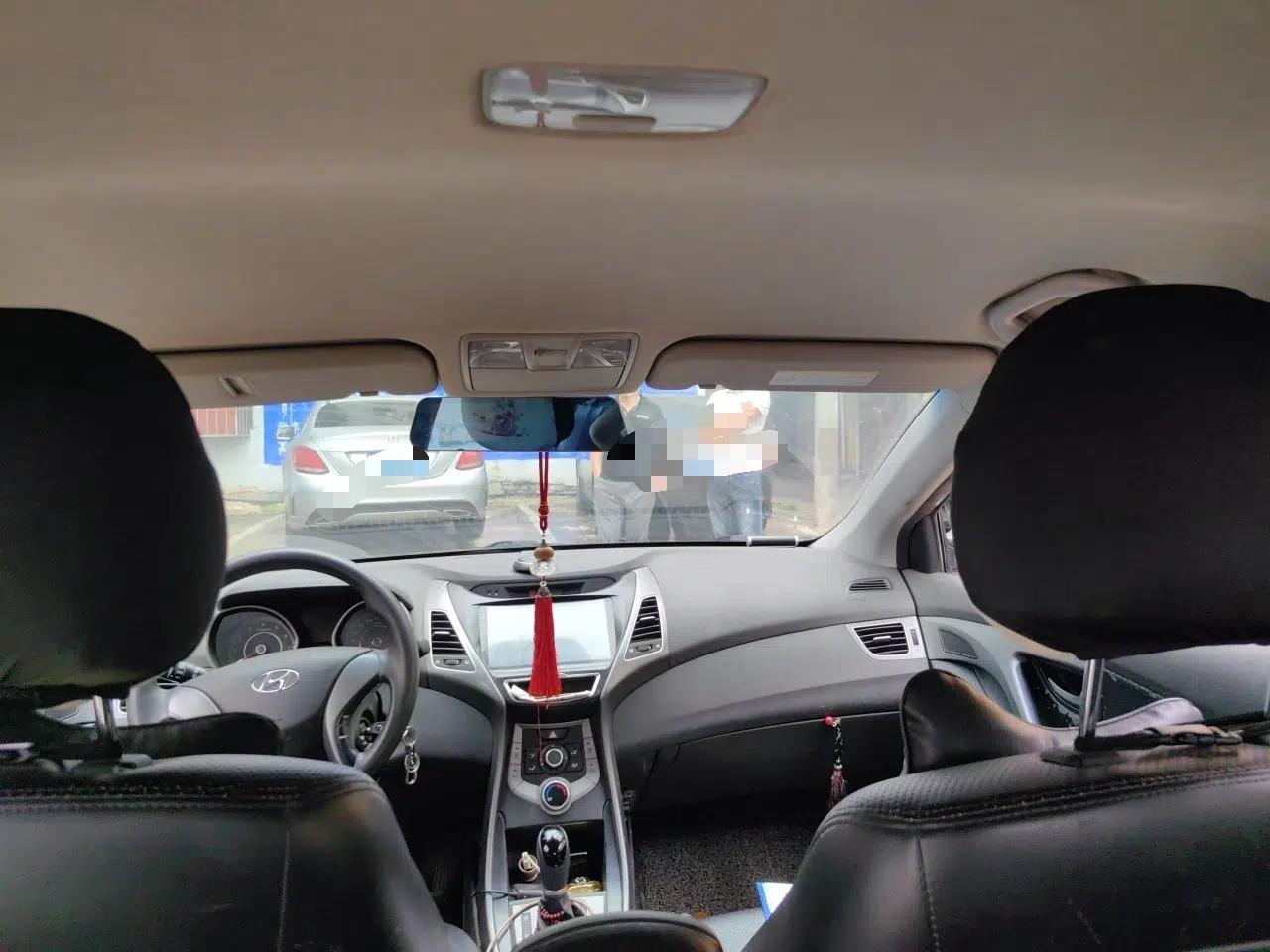 Hyundai Elantra (5th Generation / Langdong) 2015 1.6L Automatic Fashion Model — миниатюра 19