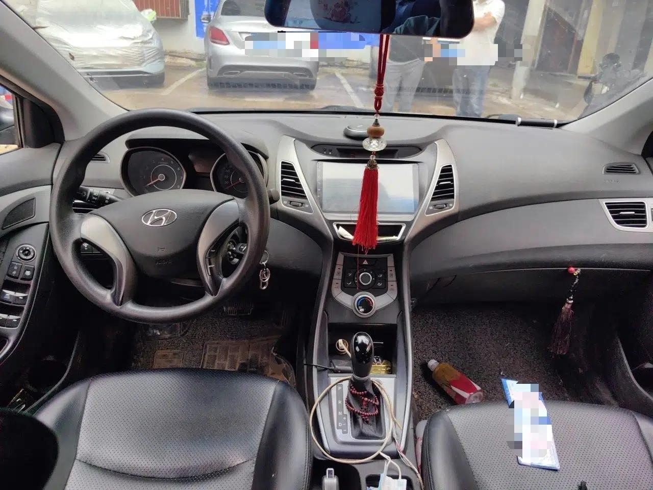 Hyundai Elantra (5th Generation / Langdong) 2015 1.6L Automatic Fashion Model — миниатюра 10