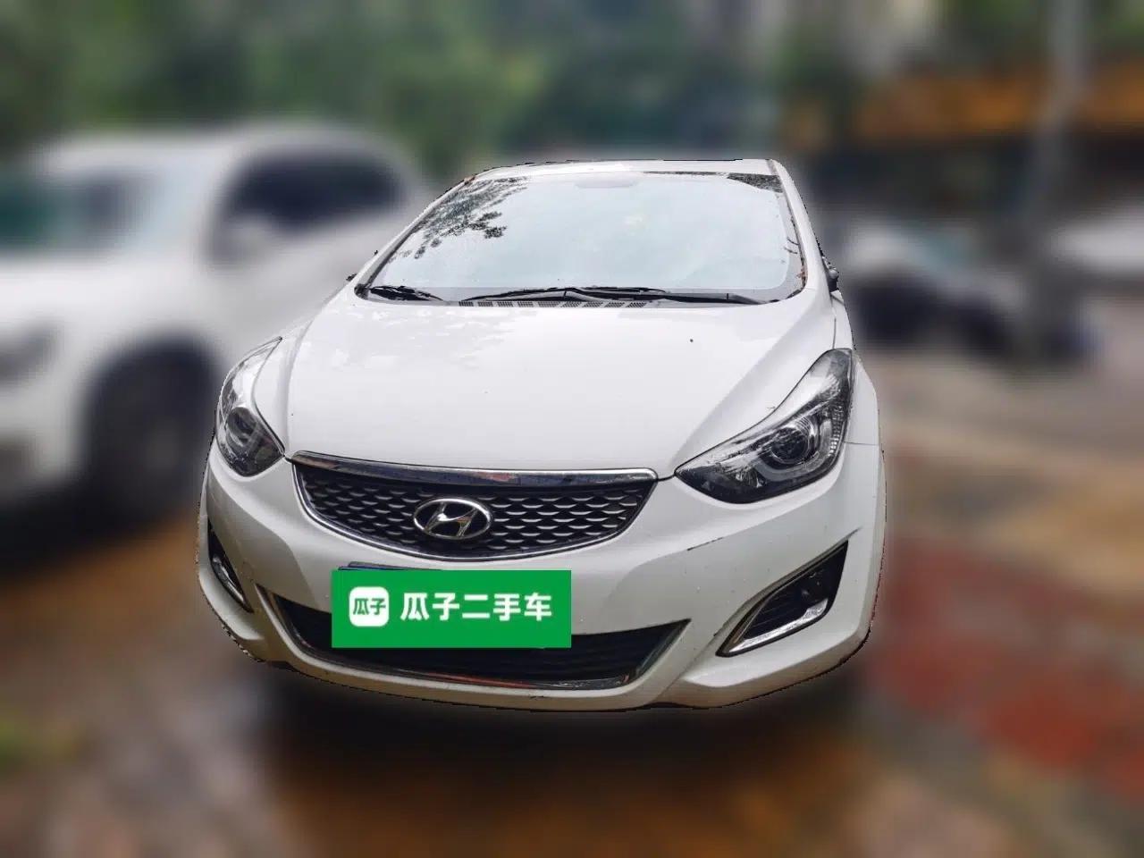 Hyundai Elantra (5th Generation / Langdong) 2016 1.6L Manual Luxury Model — миниатюра 2