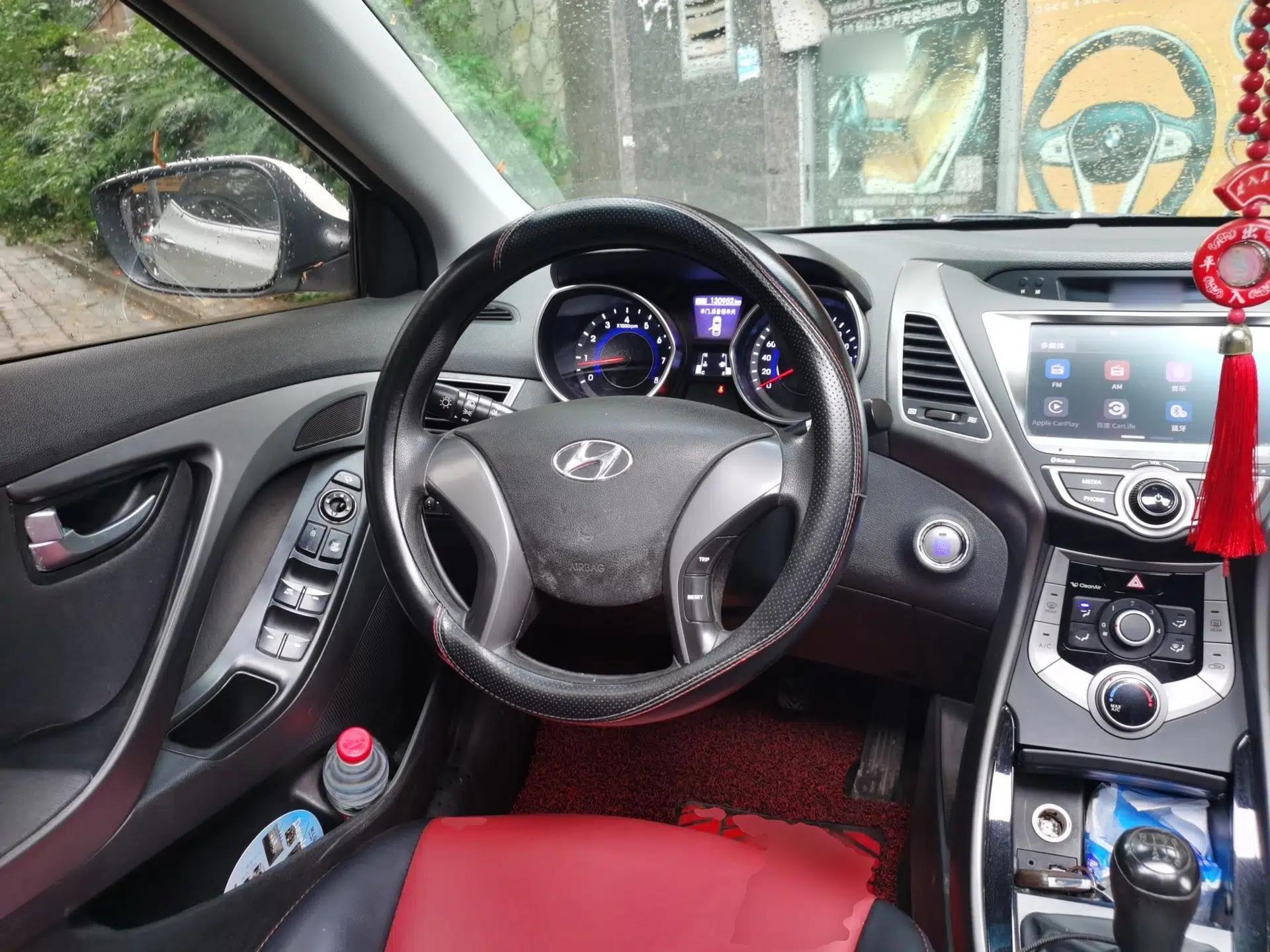 Hyundai Elantra (5th Generation / Langdong) 2016 1.6L Manual Luxury Model — миниатюра 11