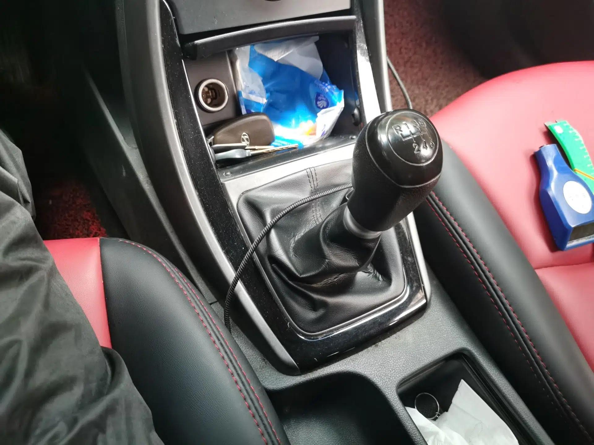 Hyundai Elantra (5th Generation / Langdong) 2016 1.6L Manual Luxury Model — миниатюра 15