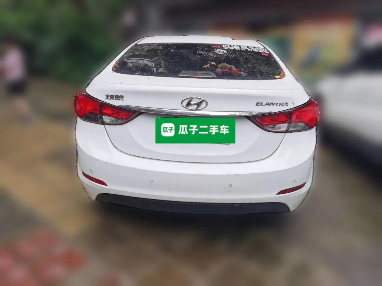 Hyundai Elantra (5th Generation / Langdong) 2016 1.6L Manual Luxury Model — миниатюра 5
