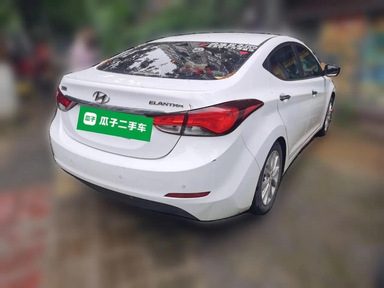 Hyundai Elantra (5th Generation / Langdong) 2016 1.6L Manual Luxury Model — миниатюра 6