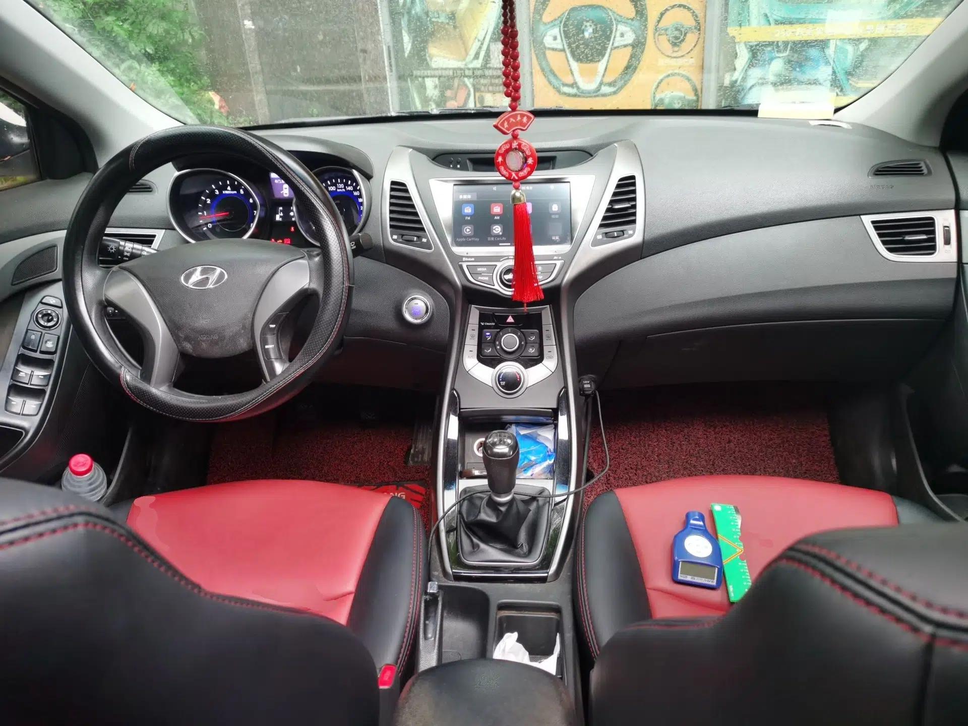 Hyundai Elantra (5th Generation / Langdong) 2016 1.6L Manual Luxury Model — миниатюра 10