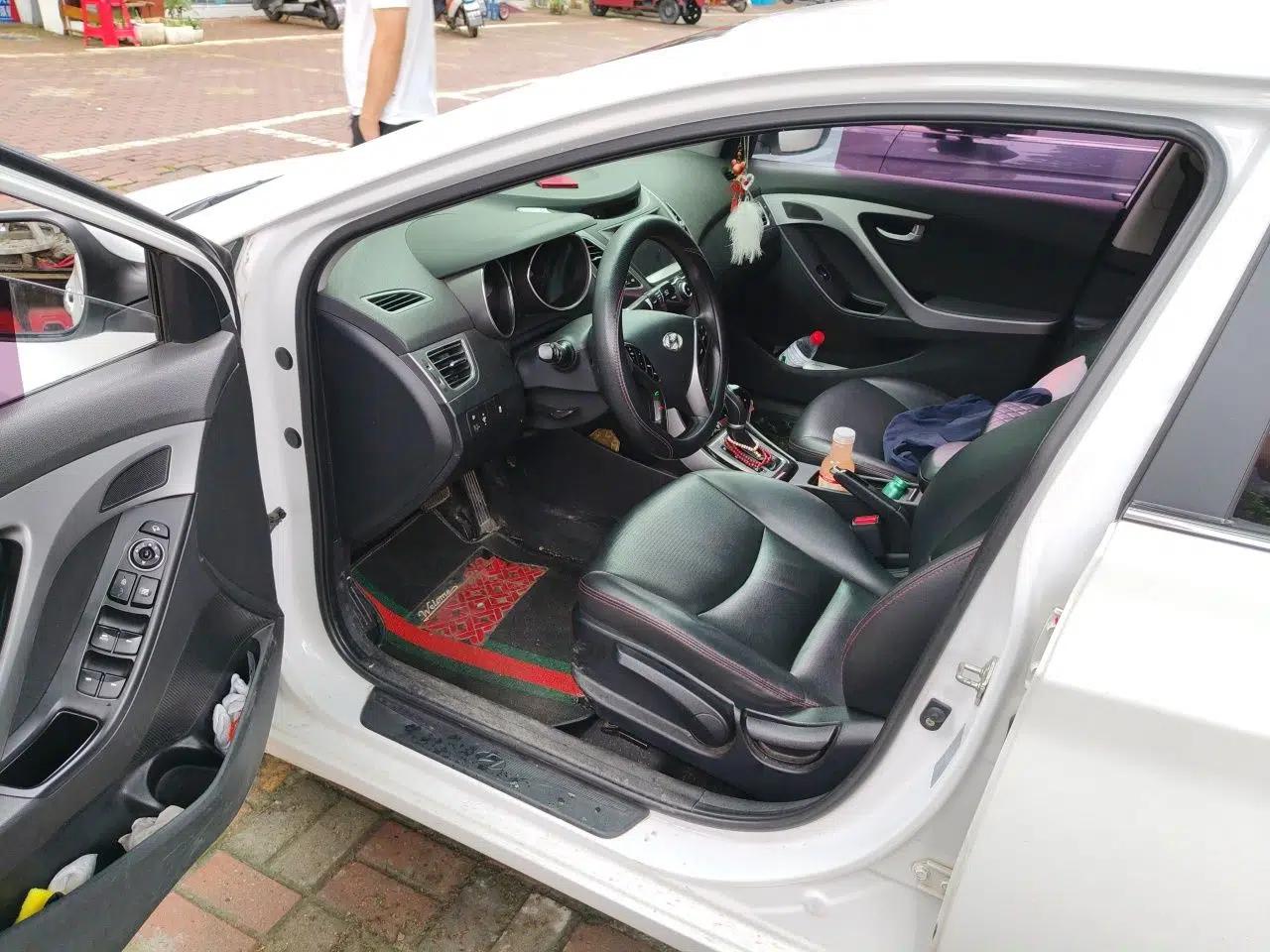 Hyundai Elantra (5th Generation / Langdong) 2016 1.6L Automatic Prestige Model — миниатюра 17