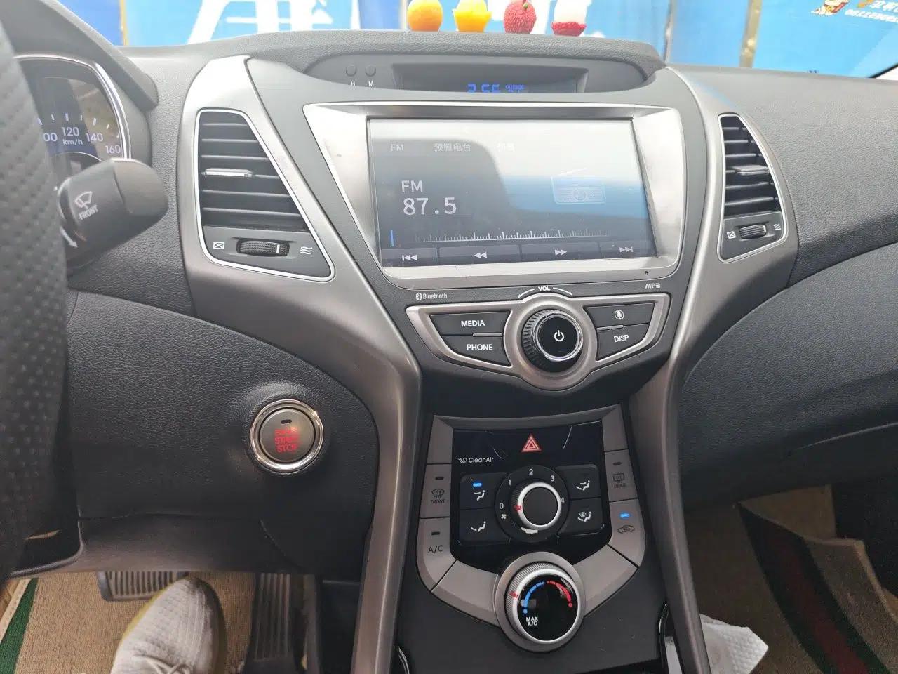 Hyundai Elantra (5th Generation / Langdong) 2016 1.6L Automatic Prestige Model — миниатюра 14
