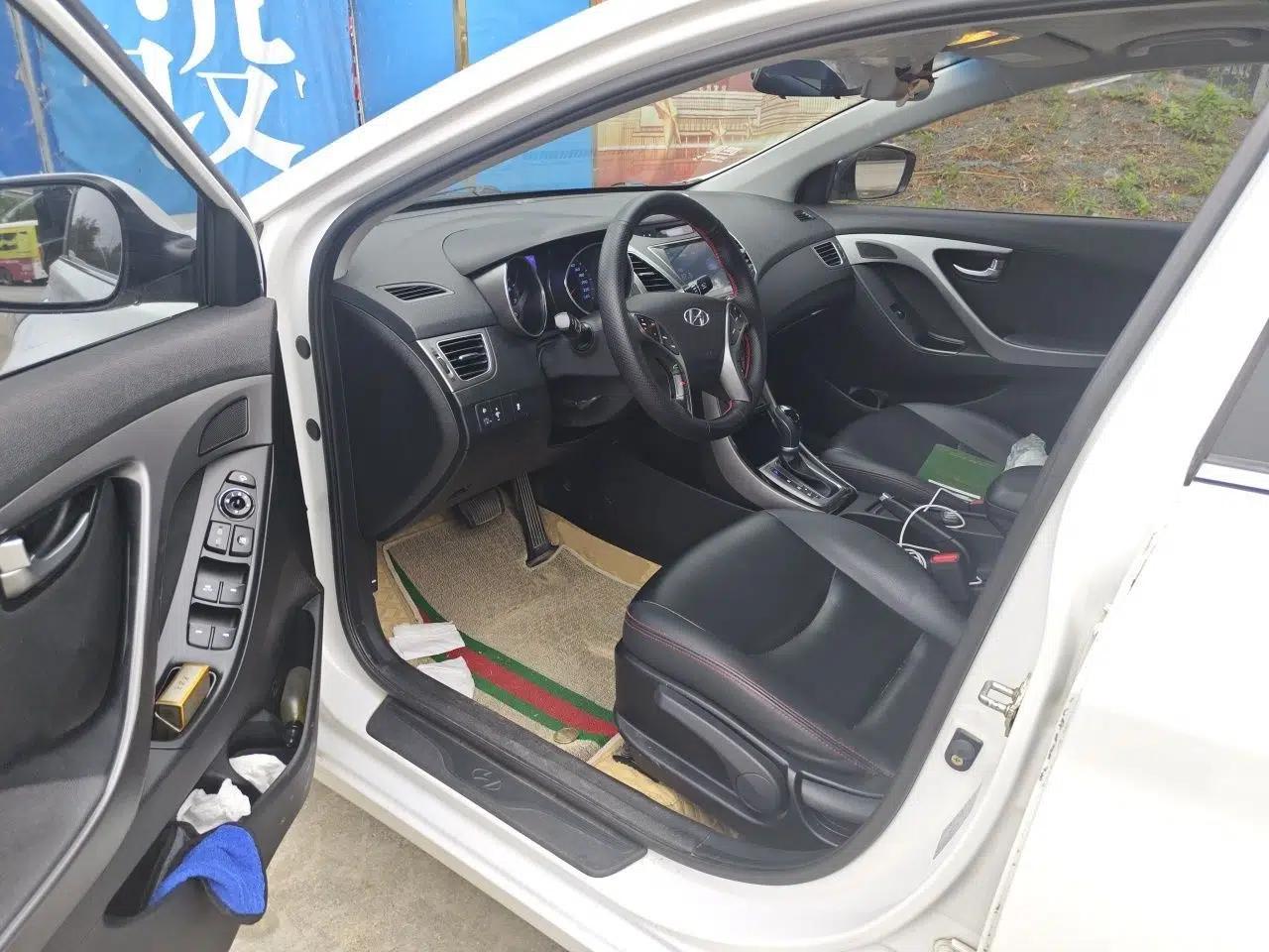 Hyundai Elantra (5th Generation / Langdong) 2016 1.6L Automatic Prestige Model — миниатюра 17