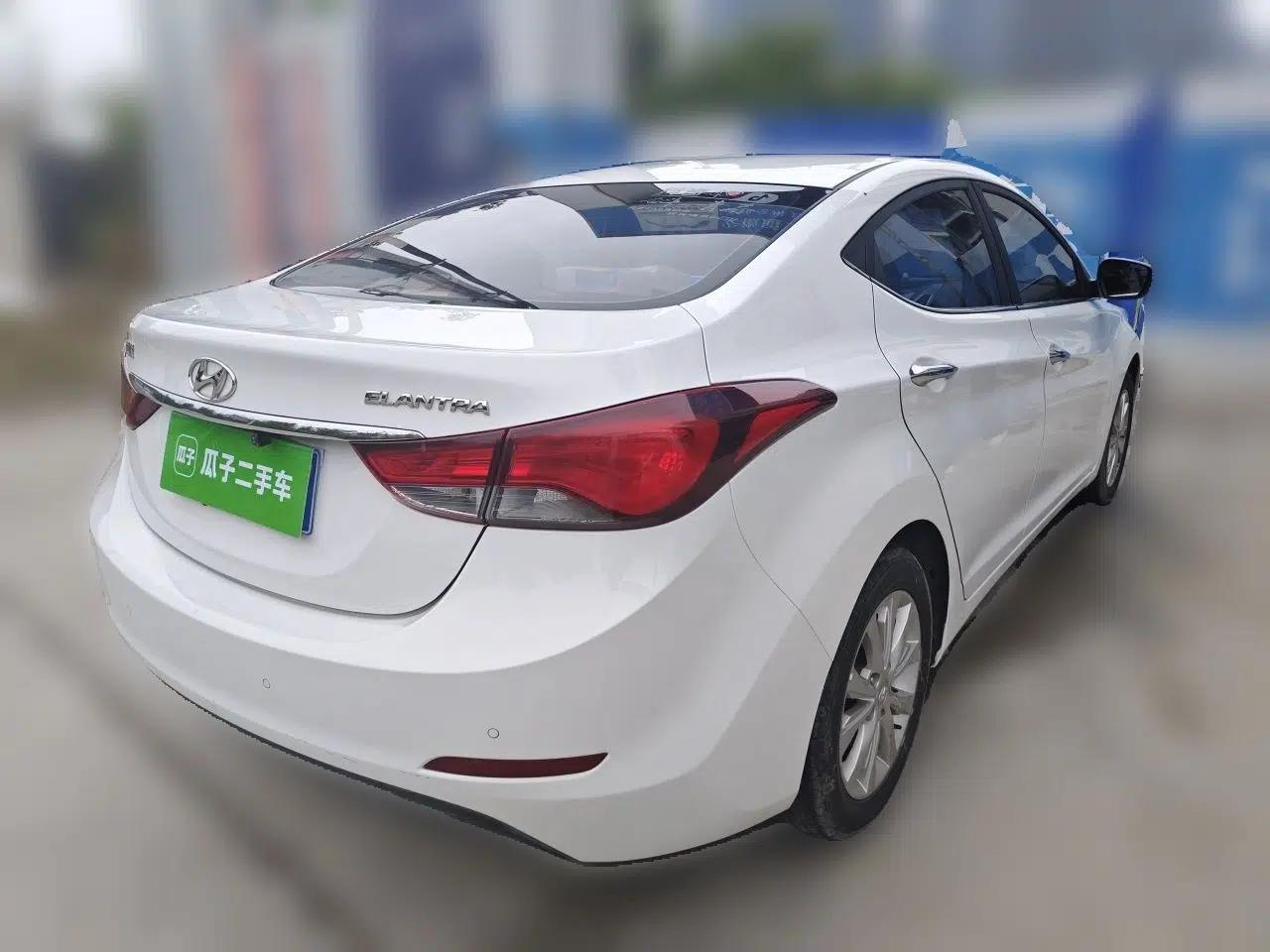 Hyundai Elantra (5th Generation / Langdong) 2016 1.6L Automatic Prestige Model — миниатюра 6