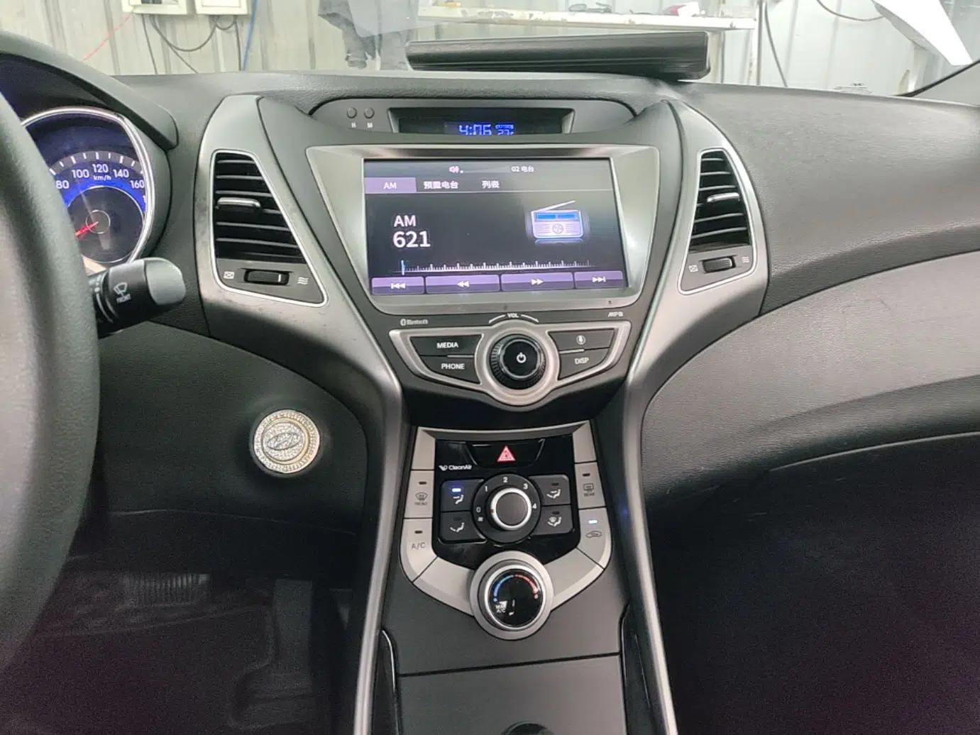 Hyundai Elantra (5th Generation / Langdong) 2016 1.6L Automatic Prestige Model — миниатюра 16