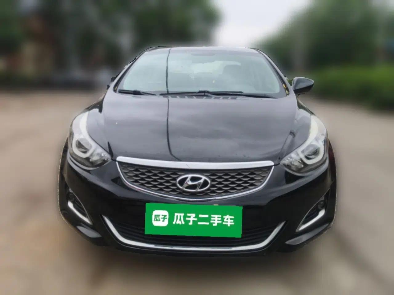 Hyundai Elantra (5th Generation / Langdong) 2016 1.6L Manual Fashion Edition — миниатюра 2