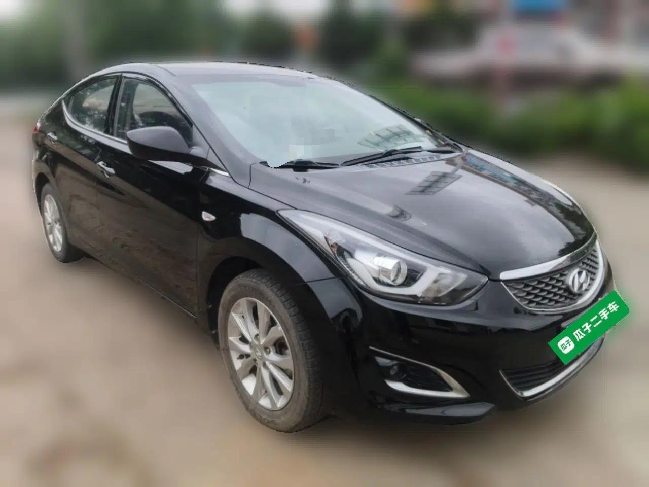 Hyundai Elantra (5th Generation / Langdong) 2016 1.6L Manual Fashion Edition — миниатюра 3