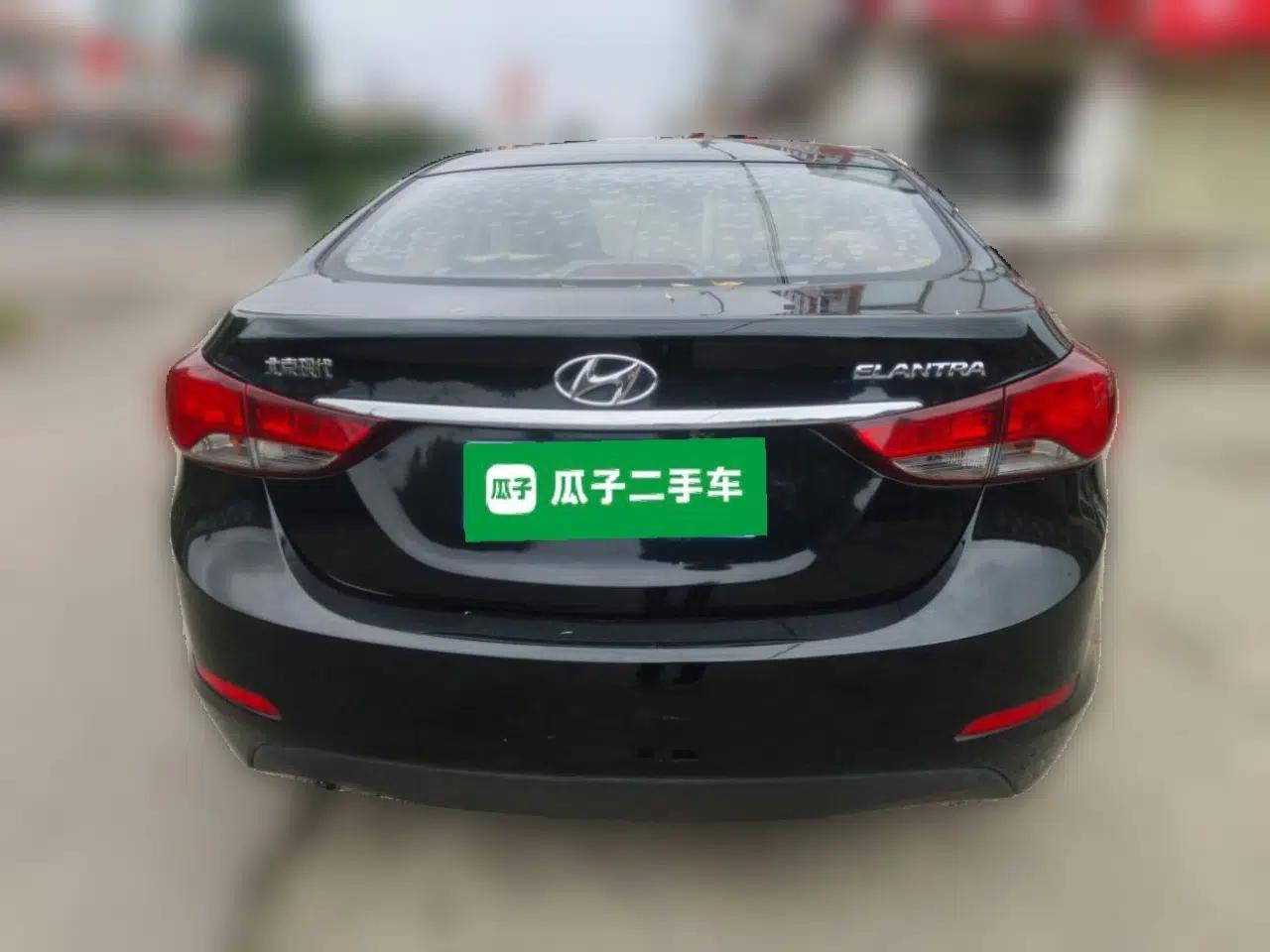 Hyundai Elantra (5th Generation / Langdong) 2016 1.6L Manual Fashion Edition — миниатюра 5