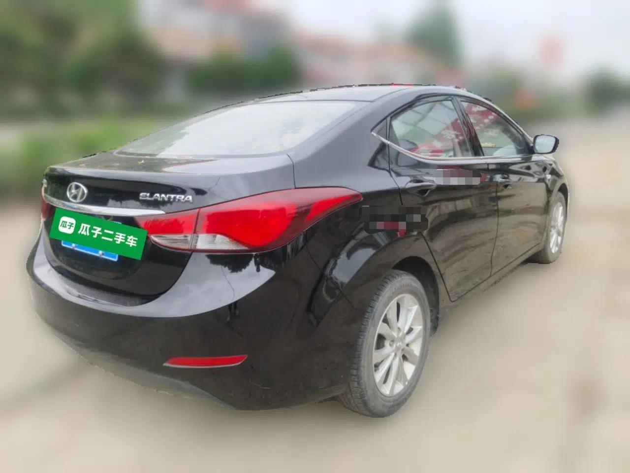 Hyundai Elantra (5th Generation / Langdong) 2016 1.6L Manual Fashion Edition — миниатюра 6