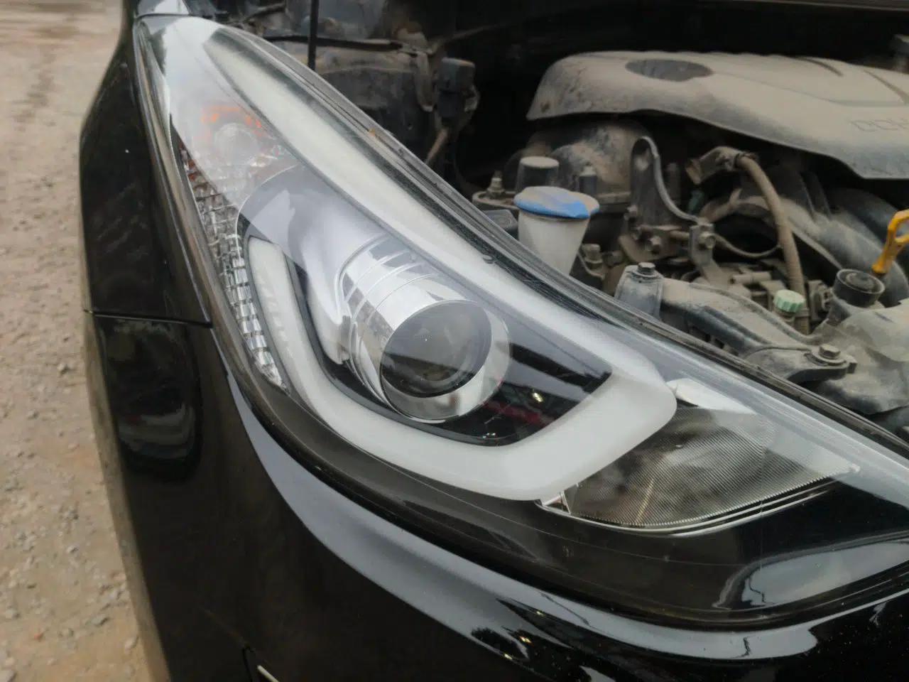 Hyundai Elantra (5th Generation / Langdong) 2016 1.6L Manual Fashion Edition — миниатюра 7