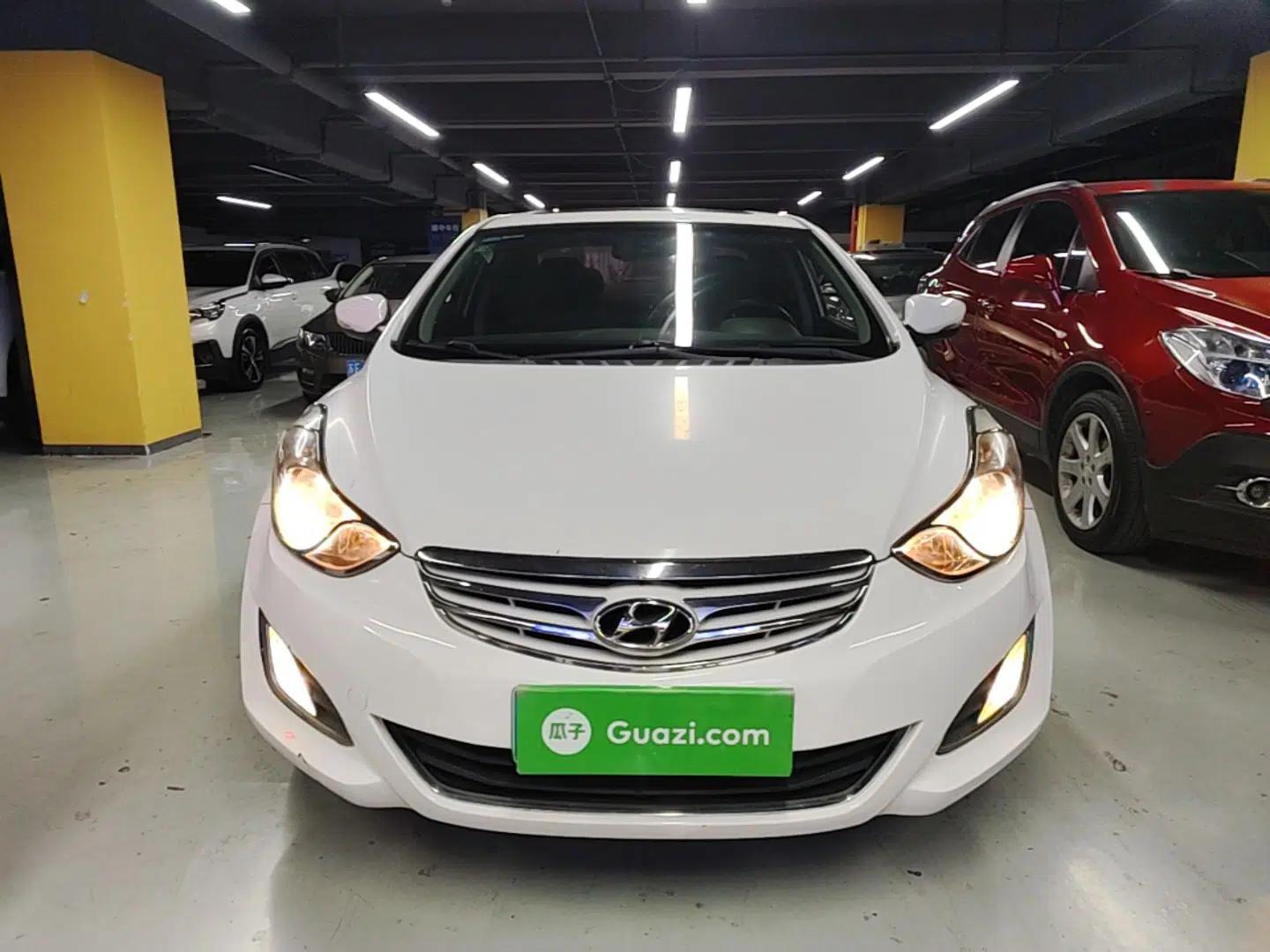 Hyundai Elantra (5th Generation / Langdong) 2013 1.6L Automatic Leading Model — миниатюра 2