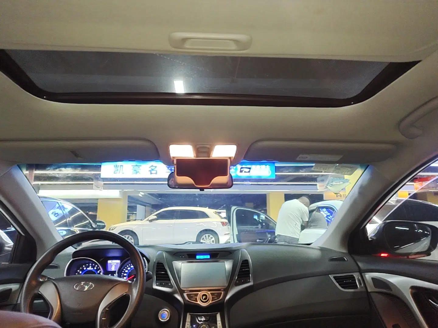 Hyundai Elantra (5th Generation / Langdong) 2013 1.6L Automatic Leading Model — миниатюра 21