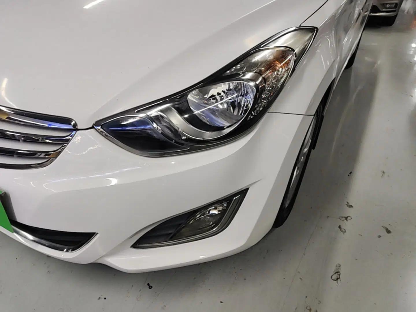 Hyundai Elantra (5th Generation / Langdong) 2013 1.6L Automatic Leading Model — миниатюра 9