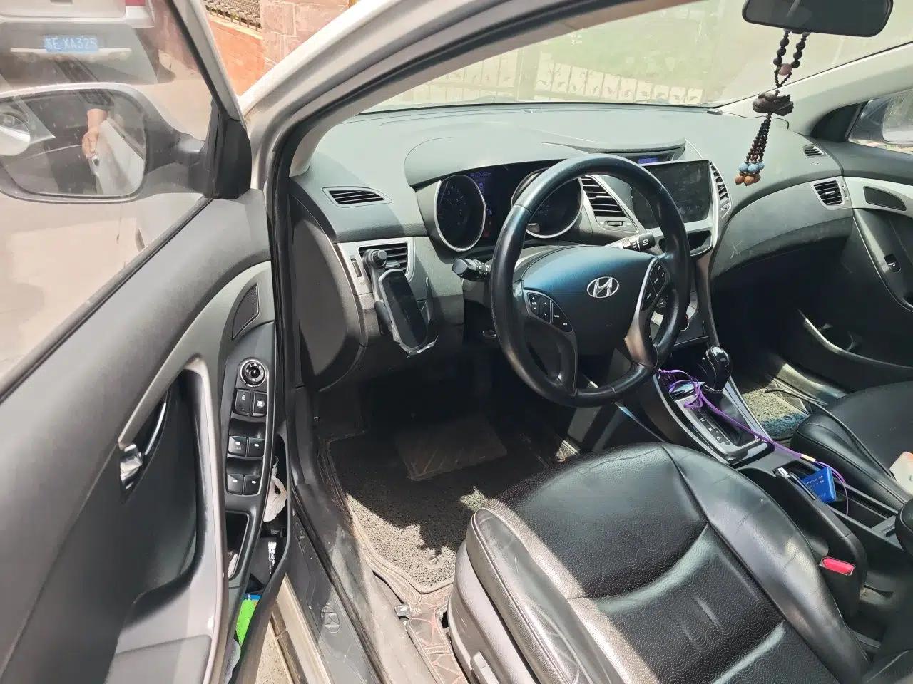 Hyundai Elantra (5th Generation / Langdong) 2013 1.6L Automatic Leading Model — миниатюра 17