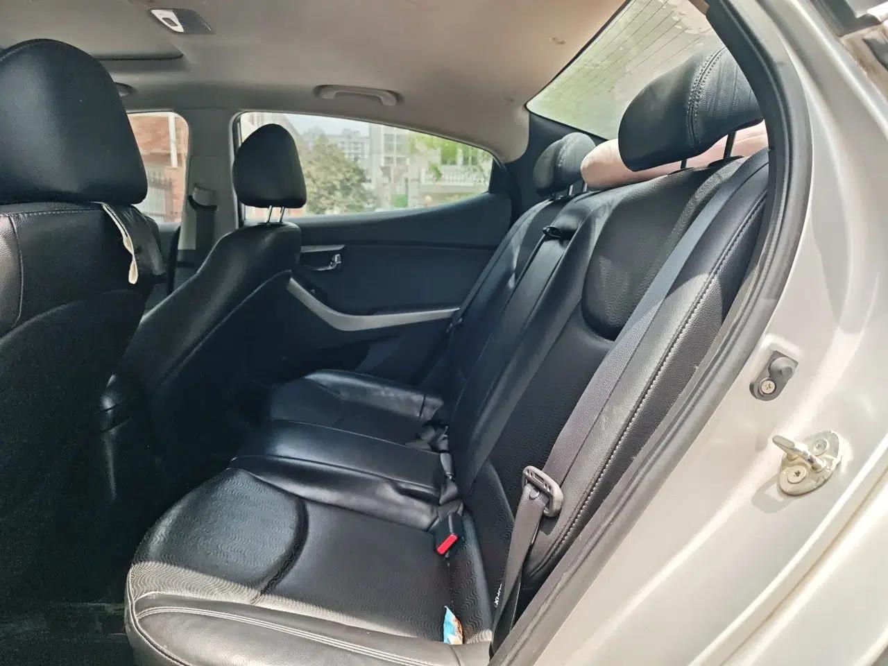 Hyundai Elantra (5th Generation / Langdong) 2013 1.6L Automatic Leading Model — миниатюра 18